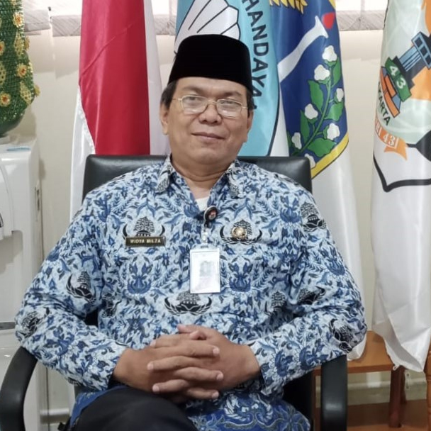 Widya Milza, S. Pd. - Kepala Sekolah SMK Negeri 43 Jakarta